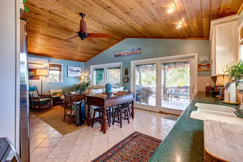 Dining - 29410 Ranger Ave, Big Pine Key, FL 33043 photo 1 of 1