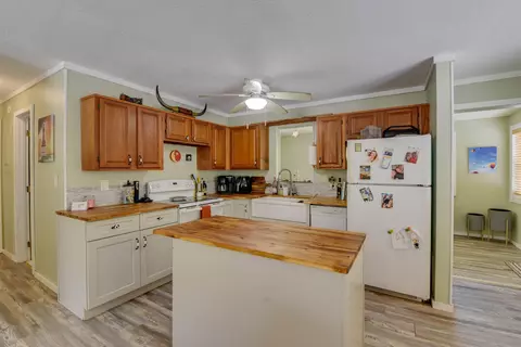 29146 Hibiscus Ln, Big Pine Key, FL 33043