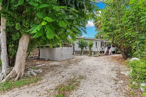 450 52nd, Marathon, FL 33050 photo 22