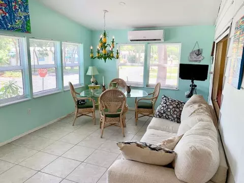 618 N Emerald Dr, Key Largo, FL 33037 photo 4