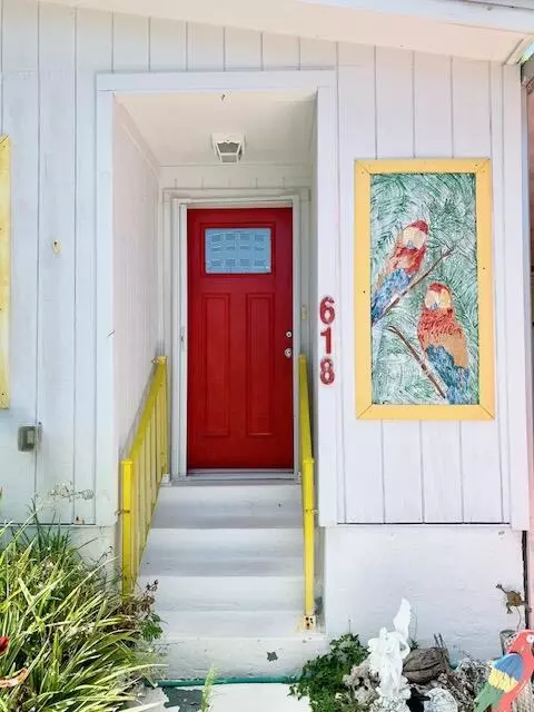 618 N Emerald Dr, Key Largo, FL 33037 photo 2
