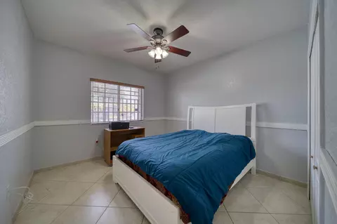 17453 NW 87th Pl, Hialeah, FL 33018