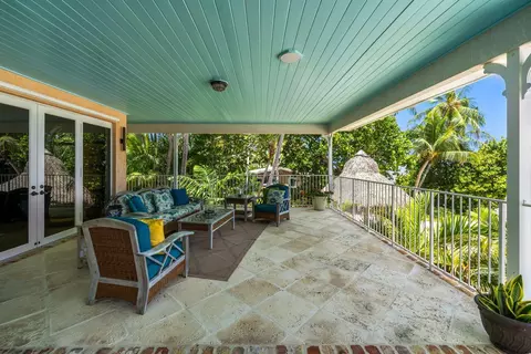 207 E 209 E Carroll St, Islamorada, FL 33036 photo 40