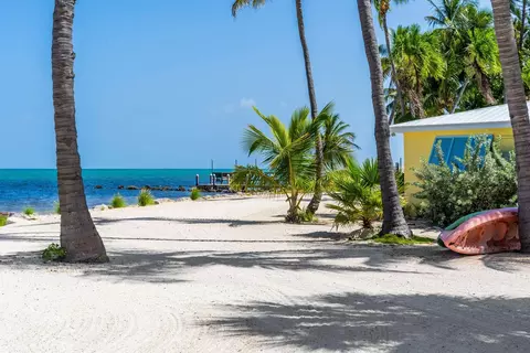 207 E 209 E Carroll St, Islamorada, FL 33036 photo 96
