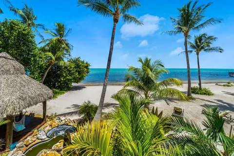207 E 209 E Carroll St, Islamorada, FL 33036 photo 43
