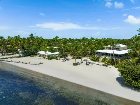 207 E 209 E Carroll St, Islamorada, FL 33036 photo 2
