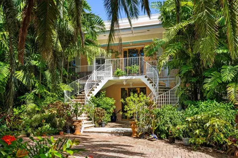 207 E 209 E Carroll St, Islamorada, FL 33036 photo 9