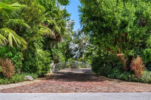207 E 209 E Carroll St, Islamorada, FL 33036 photo 5