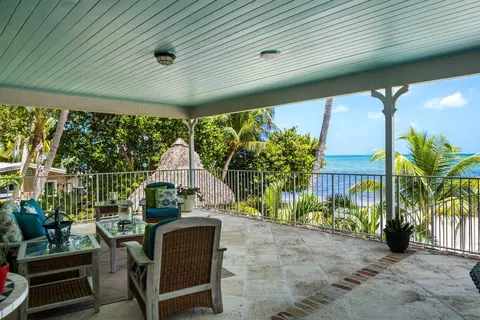 207 E 209 E Carroll St, Islamorada, FL 33036 photo 38