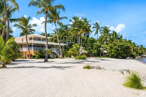 207 E 209 E Carroll St, Islamorada, FL 33036 photo 64