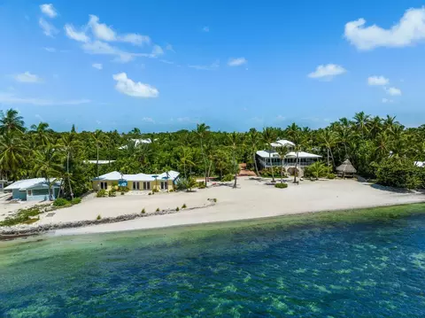 207 E 209 E Carroll St, Islamorada, FL 33036