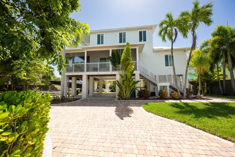 46 Blue Water Dr, Key West, FL 33040