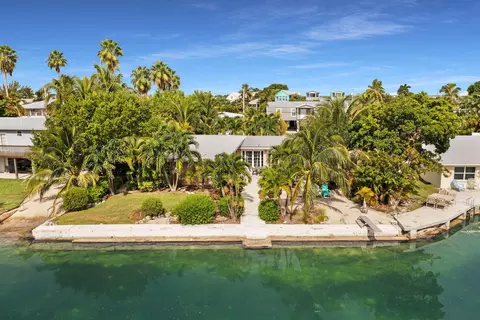 33 Bay Dr, Key West, FL 33040