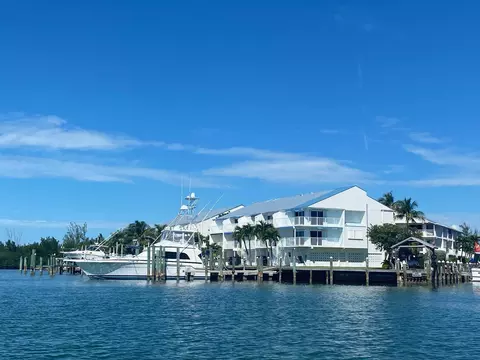 95 Coco Plum Dr #2A, Marathon, FL 33050