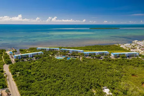 500 Burton Dr #2402, Tavernier, FL 33070