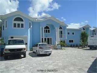 820 Shelter Bay Dr #KEY colony, Key Colony Beach, FL 33051
