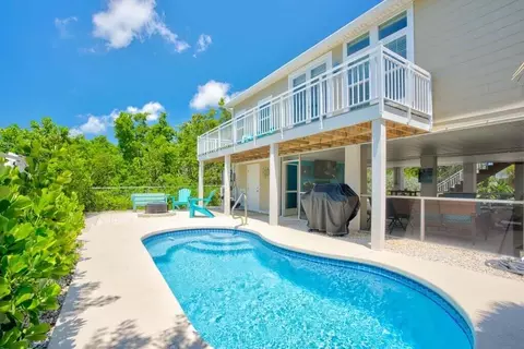 1078 Picard Ln, Cudjoe Key, FL 33042