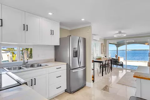 77 E Avenue E, Key Largo, FL 33037 photo 14