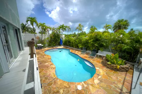 1441 12th St, Key West, FL 33040 photo 2