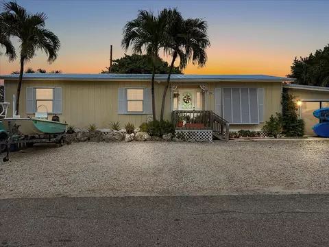780 95th St, Marathon, FL 33050 photo 3
