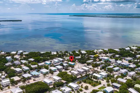 201 Cutthroat Dr, Cudjoe Key, FL 33042