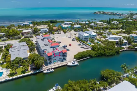 605 Sombrero Beach Rd #104, Marathon, FL 33050