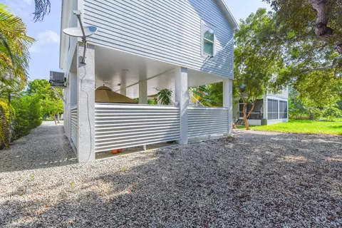 31060 Avenue D, Big Pine Key, FL 33043 photo 22