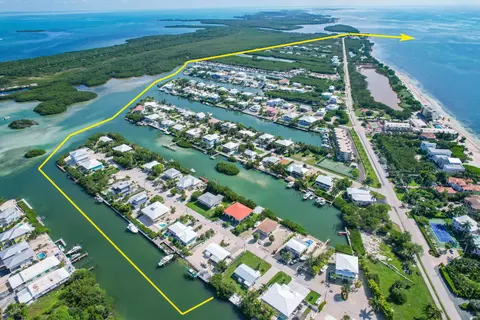 102 Avenue E, Marathon, FL 33050 photo 4