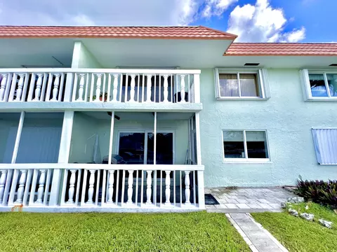 15 Sombrero Blvd #102W, Marathon, FL 33050