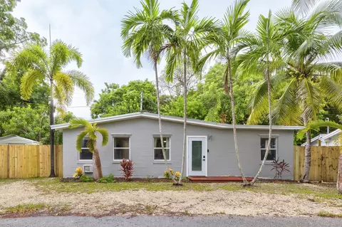 7 Arica Dr, Key Largo, FL 33037