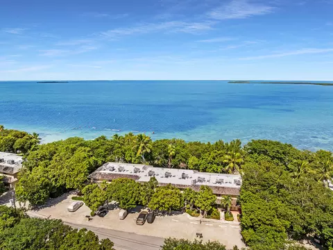96000 Overseas Hwy #J5, Key Largo, FL 33037