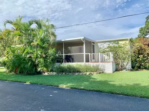 821 S Emerald Dr, Key Largo, FL 33037 photo 4
