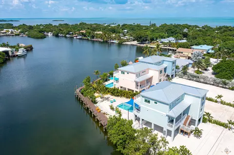1505 Harbor Dr, Marathon, FL 33050 photo 4
