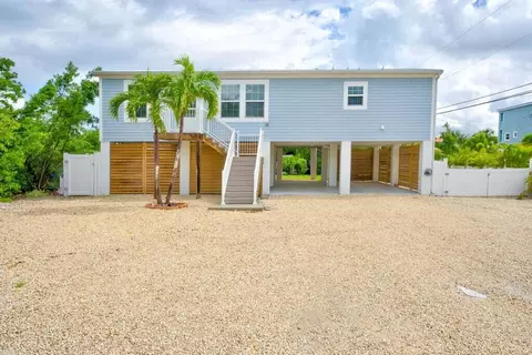 1077 Picard Ln, Cudjoe Key, FL 33042