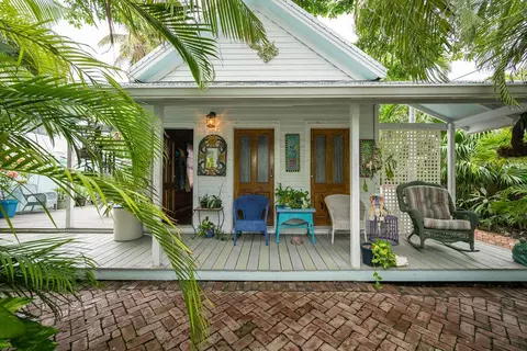 906 Emma St, Key West, FL 33040