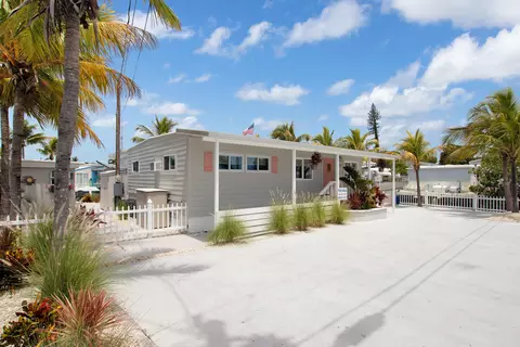705 25th St, Marathon, FL 33050 photo 3