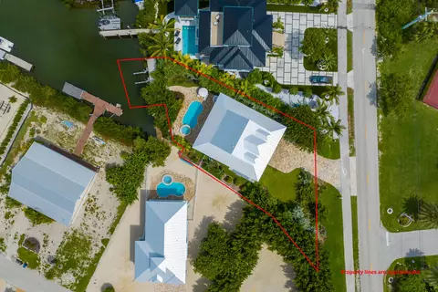 View/Area - 132 Coco Plum Dr, Marathon, FL 33050 photo 3 of 10