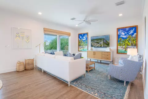 Living - 132 Coco Plum Dr, Marathon, FL 33050 photo 2 of 2