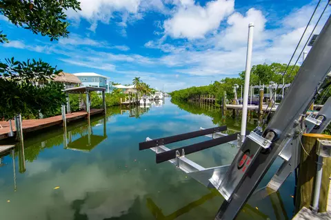 View/Area - 132 Coco Plum Dr, Marathon, FL 33050 photo 6 of 10