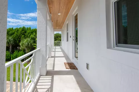 Exterior - 132 Coco Plum Dr, Marathon, FL 33050 photo 15 of 18