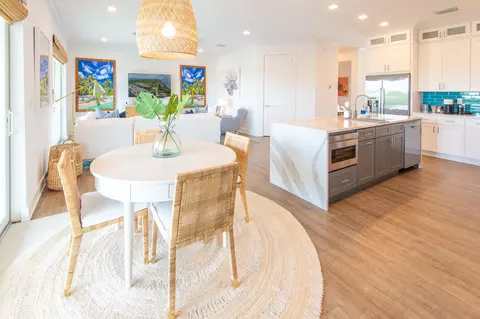 Dining - 132 Coco Plum Dr, Marathon, FL 33050 photo 1 of 2