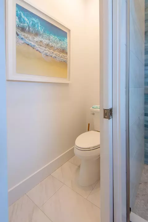 Bath - 132 Coco Plum Dr, Marathon, FL 33050 photo 1 of 6