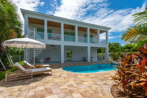 Exterior - 132 Coco Plum Dr, Marathon, FL 33050 photo 11 of 18