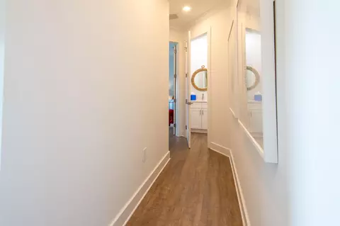Entry Way - 132 Coco Plum Dr, Marathon, FL 33050 photo 2 of 3