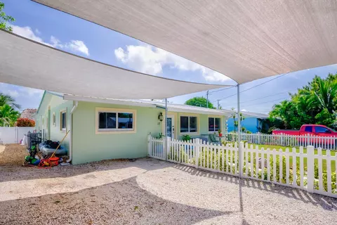17 Drury Dr, Key Largo, FL 33037 photo 9