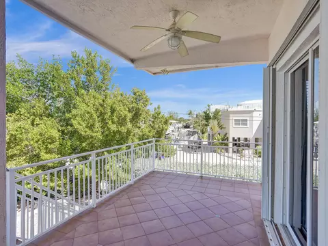 Exterior - 154 Dubonnet Rd, Tavernier, FL 33070 photo 6 of 28