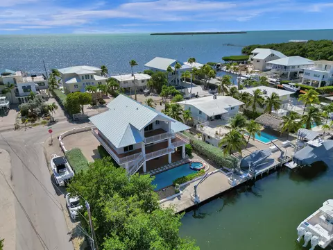 View/Area - 154 Dubonnet Rd, Tavernier, FL 33070 photo 2 of 15