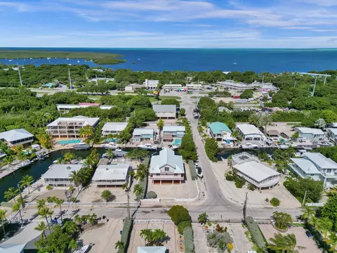 View/Area - 154 Dubonnet Rd, Tavernier, FL 33070 photo 9 of 15