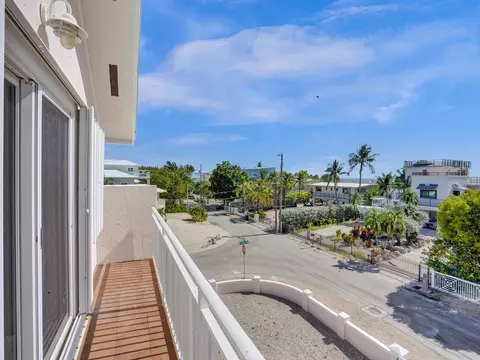 View/Area - 154 Dubonnet Rd, Tavernier, FL 33070 photo 5 of 15