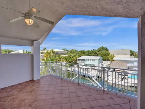 Exterior - 154 Dubonnet Rd, Tavernier, FL 33070 photo 8 of 28